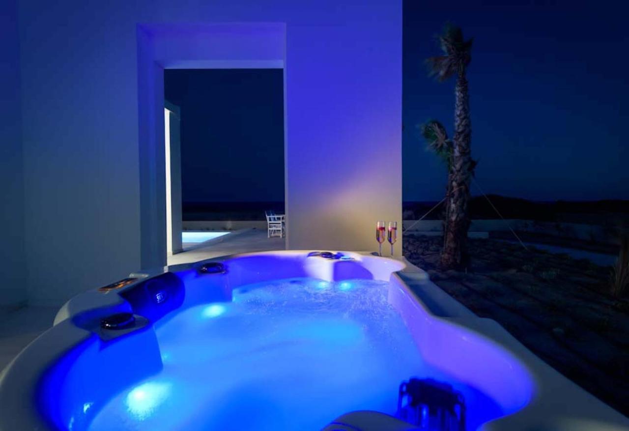 Seashore Beachfront Villa Lakhania Eksteriør billede