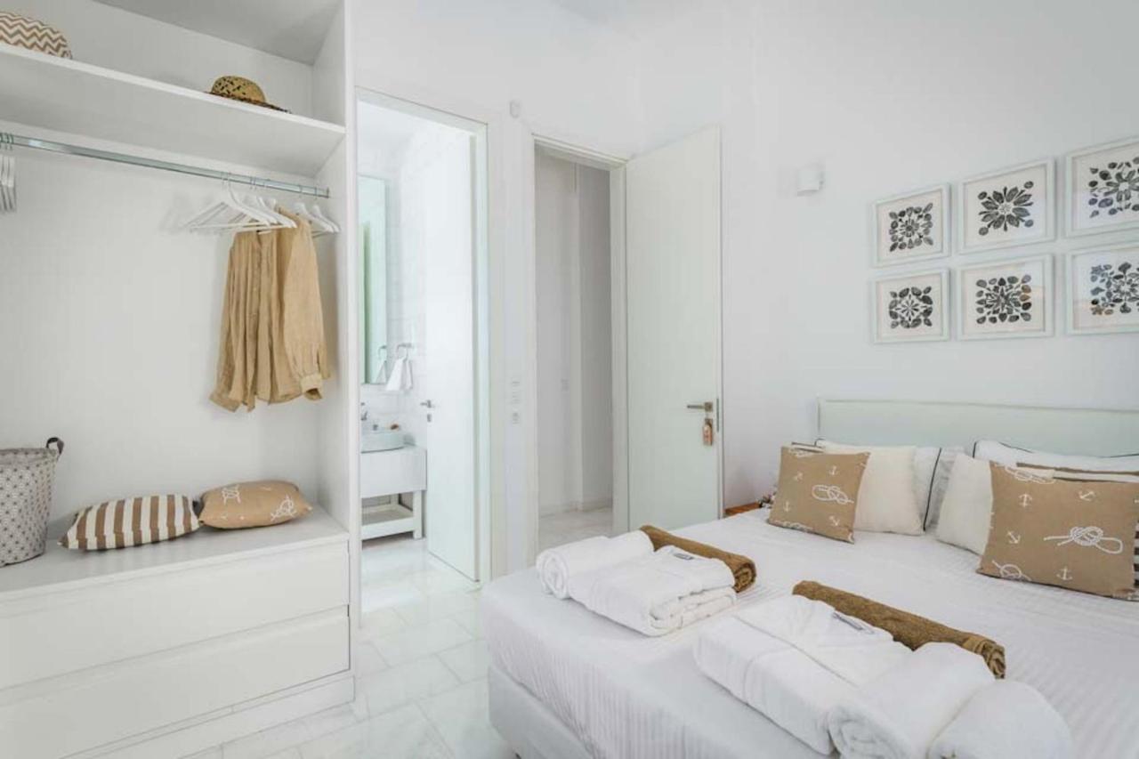 Seashore Beachfront Villa Lakhania Eksteriør billede